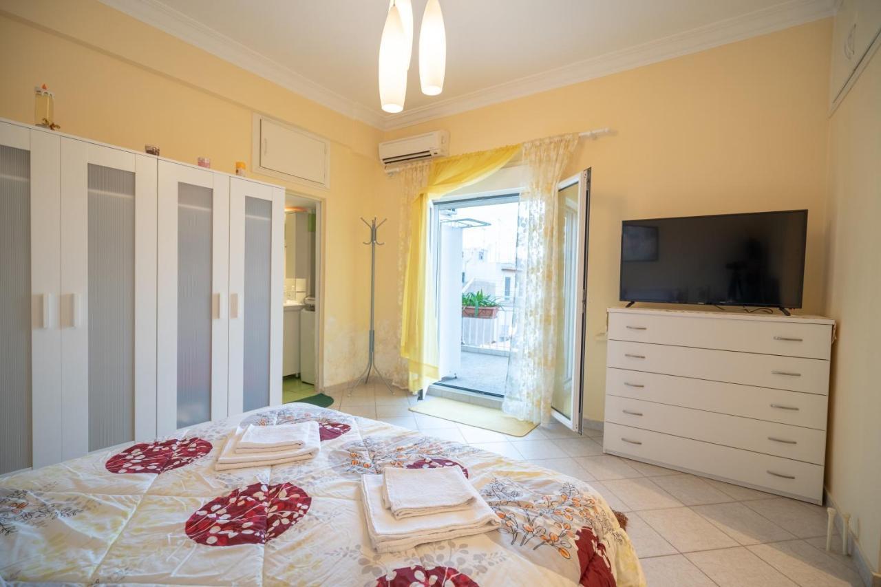 אתונה Attica Train Station 1 Bedroom 4 Pers Apartment מראה חיצוני תמונה