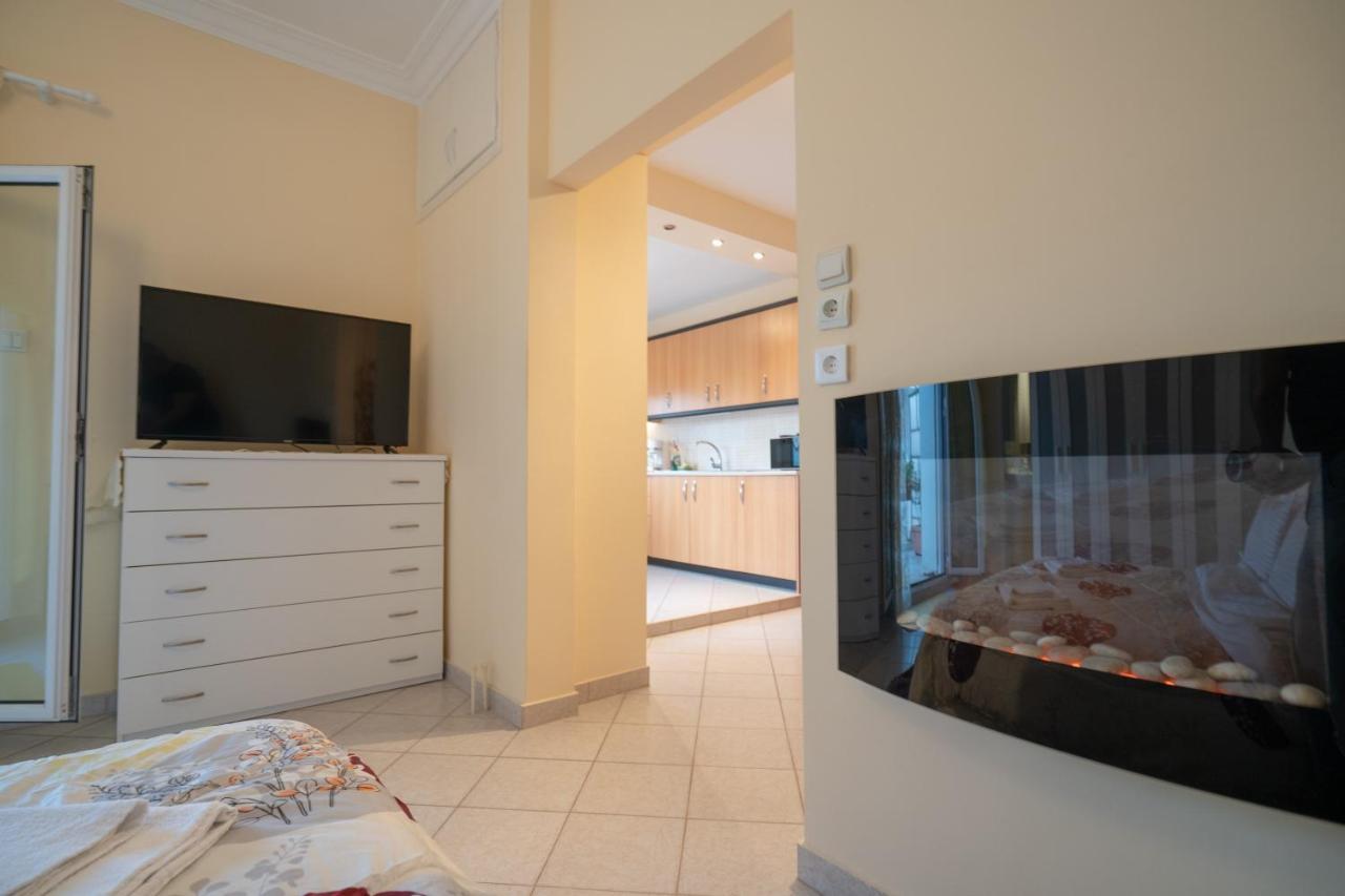 אתונה Attica Train Station 1 Bedroom 4 Pers Apartment מראה חיצוני תמונה